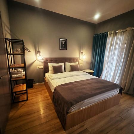 Hotel Classic Corner Τυφλίδα Εξωτερικό φωτογραφία