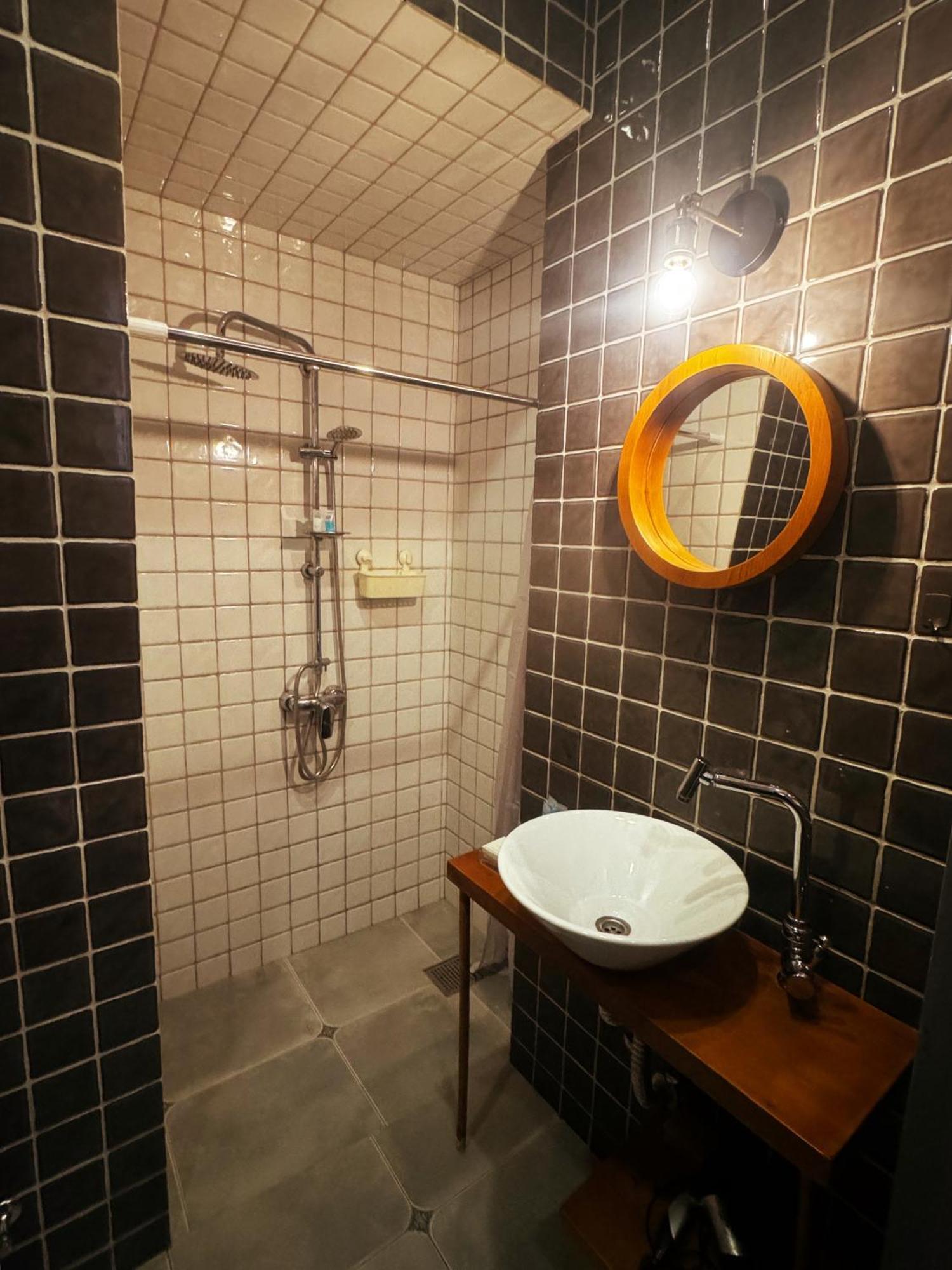 Hotel Classic Corner Τυφλίδα Εξωτερικό φωτογραφία